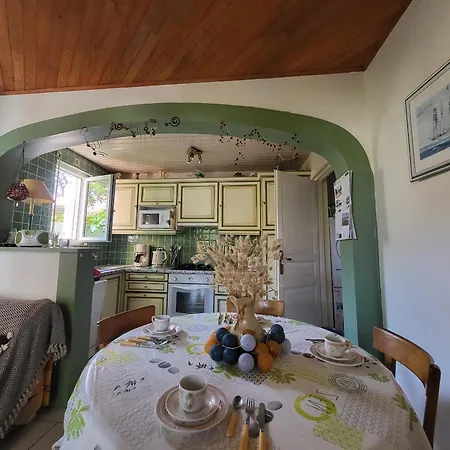 Casa de Férias Charmante à 500m De La Plage, Calme Et Confort - Fr-1-364-57 Saint-Brevin-les-Pins
