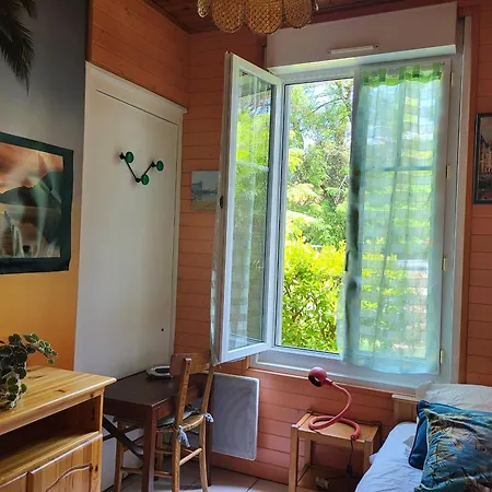 Casa de Férias Charmante à 500m De La Plage, Calme Et Confort - Fr-1-364-57 Saint-Brevin-les-Pins