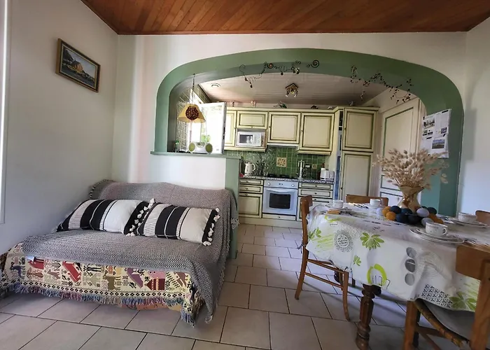 Charmante A 500m De La Plage, Calme Et Confort - Fr-1-364-57