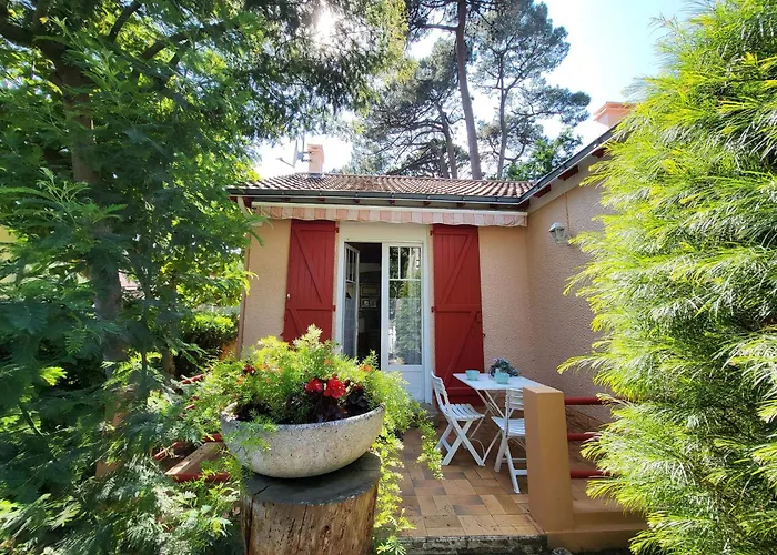 Charmante A 500m De La Plage, Calme Et Confort - Fr-1-364-57 Nyaraló